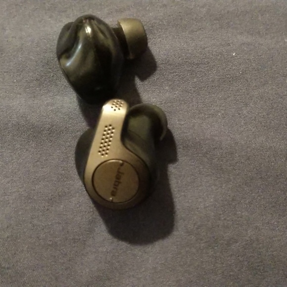 Jabra elite wireless bluetooth ear buds - Picture 4 of 4